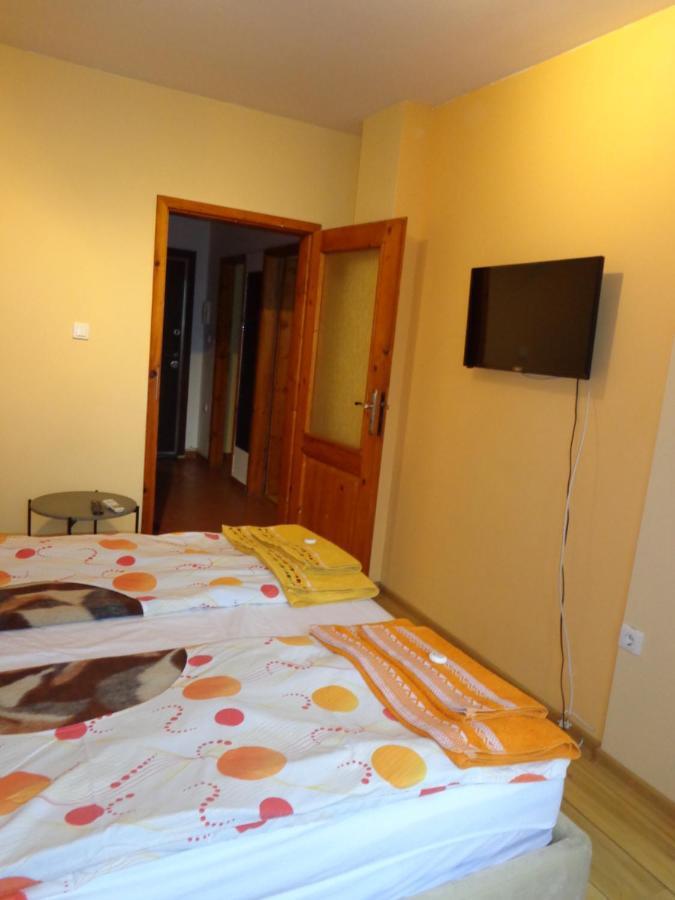 Apartment Moni 2 Veliko Tŭrnovo Exterior foto